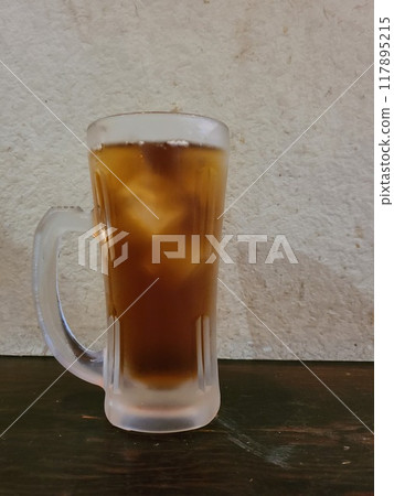 Oolong tea in a mug 117895215
