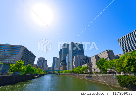 [大阪府]五月從淀屋橋眺望節慶大廳 117899055