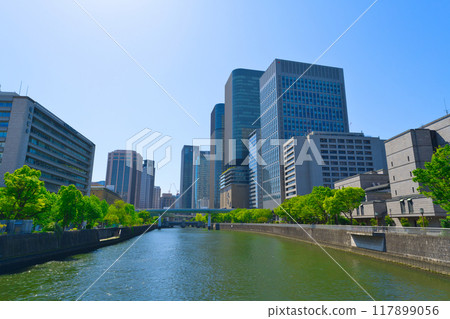[大阪府]五月從淀屋橋眺望節慶大廳 117899056