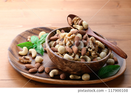 營養滿滿！綜合堅果（杏仁、腰果、夏威夷果、核桃） 117900108