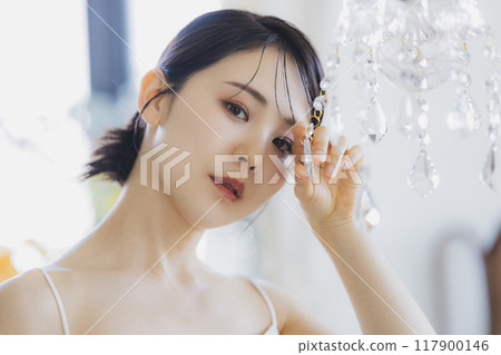 年輕女性的美麗形象 117900146