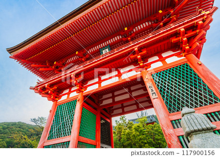 Spring Kyoto Kiyomizudera Niomon 117900156