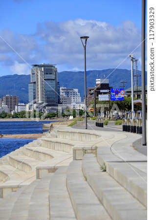 Summer cityscape of Matsue City, Shimane Prefecture, and Lake Shinji under a clear blue sky 117903329