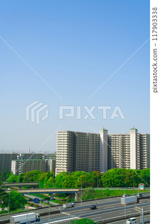 [大阪府]4月：北大阪，藍天清爽，中國汽車和單軌電車 117903338