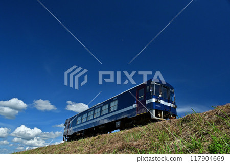 Amagi Railway Blue Diesel Car 117904669