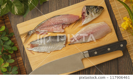 3條新鮮竹莢魚的圖片 117906461