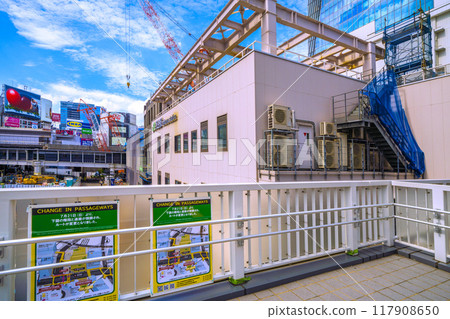 日本東京市容 澀谷站西口樓梯和通道已關閉。 （西口地下通道現已開放…）…=8月1日 117908650