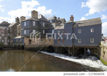 Houses with a slate facade, on the Rohan Bridge in Landerneau Houses with a slate facade, on the Rohan Bridge in Landerneau 117908856