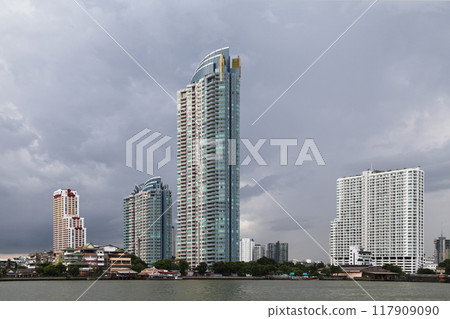 Chao Phraya river in Bangkok 117909090