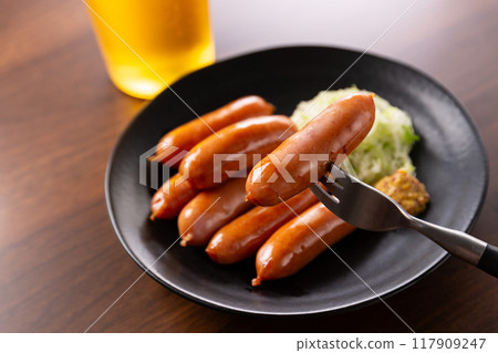 香腸和啤酒 117909247