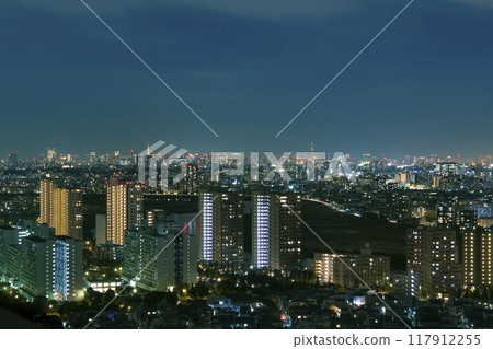 Night view from Kawasaki Station area to central Tokyo, Tokyo Tower and Skytree 117912255