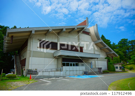 Homma Museum of Art and the blue sky Homma Museum of Art and the blue sky 117912496