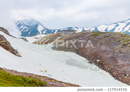 Early summer on the Tateyama Kurobe Alpine Route: Snow still remains at Murododaira 117914550