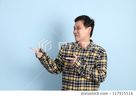 35s Asian man 35s Asian man 117915518