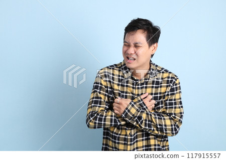 35s Asian man 35s Asian man 117915557