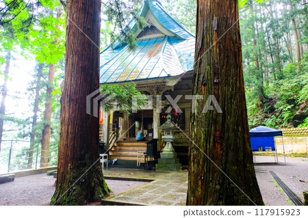 Main Hall of Midamafudoson Main Hall of Midamafudoson 117915923