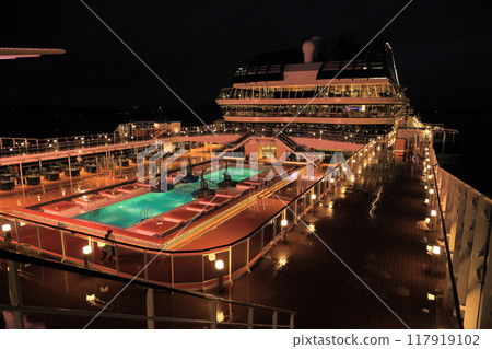 Cruise ship MSC Bellissima Cruise ship MSC Bellissima 117919102