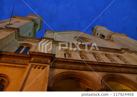 歐洲德意志聯邦共和國巴伐利亞州首府慕尼黑聖路德維希教堂的夜景 117924408