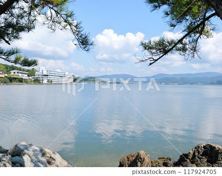 靜岡縣,濱松市,井之花湖,井之花神社,八月 靜岡縣,濱松市,井之花湖,井之花神社,八月 117924705