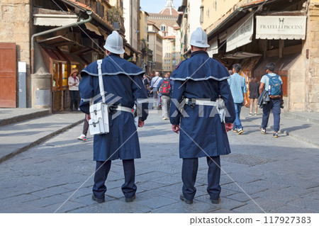 Florence municipal policemen on Ponte Vecchio Florence municipal policemen on Ponte Vecchio 117927383