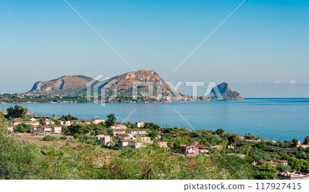 Italian coastal hills and towns 117927415