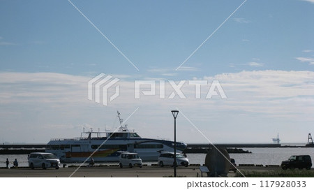 Awashima Kisen Kirara leaving Iwafune Port Awashima Kisen Kirara leaving Iwafune Port 117928033