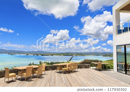 從古宇利海洋塔看到的古宇利島、古宇利大橋 117930302