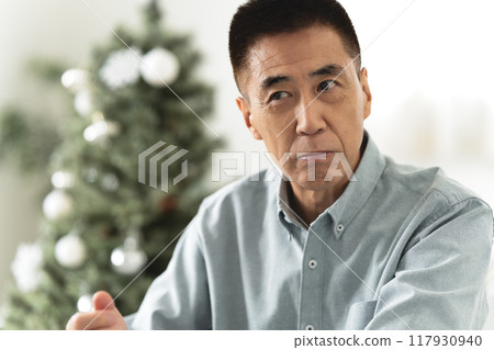 Senior men 117930940