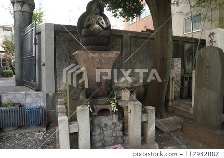 Ryogoku Ekoin Temple 117932087