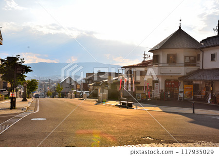 [Nagano Prefecture] Suwa Taisha Shrine, Shimosha Akimiya Approach 117935029