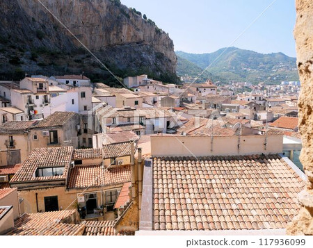 Cefalu, Italy 117936099