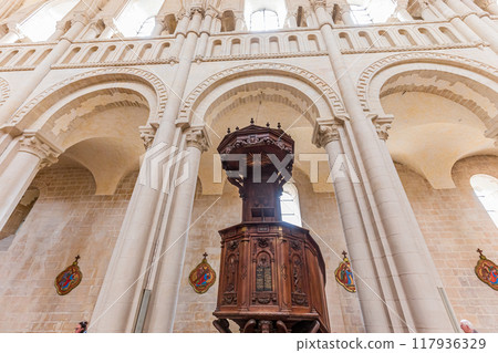 Church de la Trinite in Ladies abbey, Caen, normandy, France 117936329