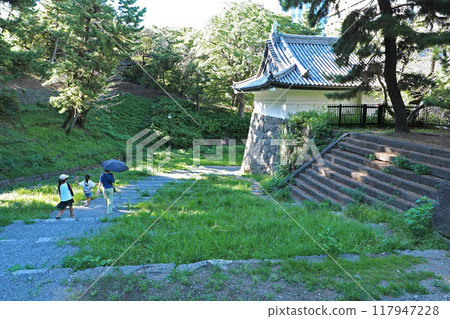 舊江戶城（皇宮）清水門甘木坂[東京都千代田區] 117947228