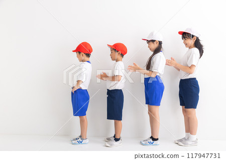 Children wearing gym clothes Children wearing gym clothes 117947731