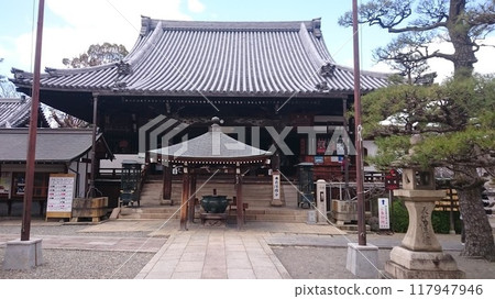 Katsuei-ji Temple, home to the oldest Thousand-Armed Kannon Katsuei-ji Temple, home to the oldest Thousand-Armed Kannon 117947946