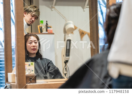 髮廊 女生 女孩 117948158