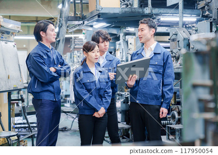 Factory Factory 117950054