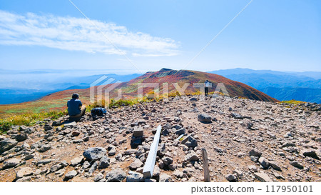 Climbing Mt. Yakeishi in autumn (peak of Mt. Yakeishi) 117950101