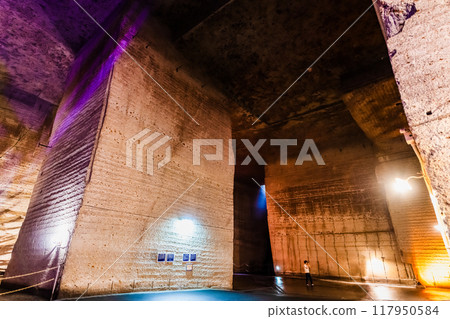 Tochigi Oya Museum: Underground space of former Oya stone quarry 117950584