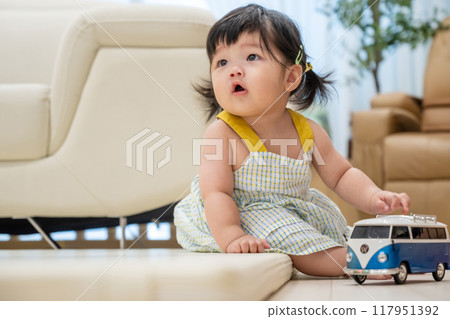 portrait of a baby girl 117951392