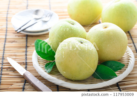 新鮮的20世紀梨 新鮮的20世紀梨 117953009