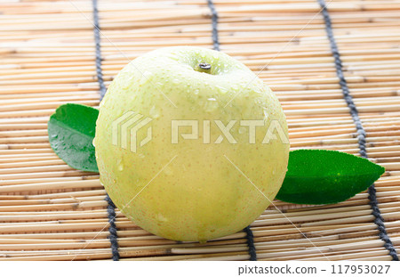 Fresh 20th Century Pears 117953027