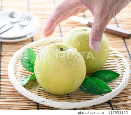 Autumn Taste Nijisseiki Pear Autumn Taste Nijisseiki Pear 117953155