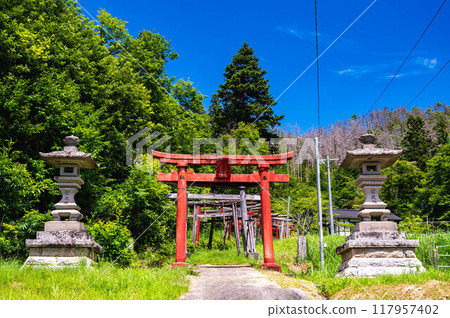 Satobo Inari Shrine, Chikuhoku Village 117957402