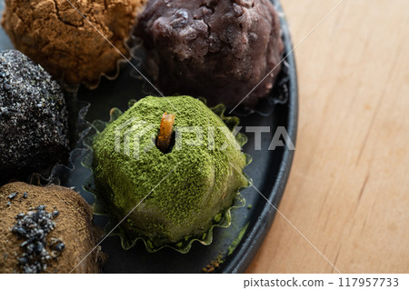 Ohagi on a black plate 117957733