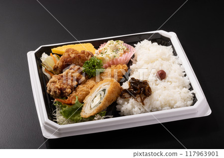 Mixed fry box lunch 117963901