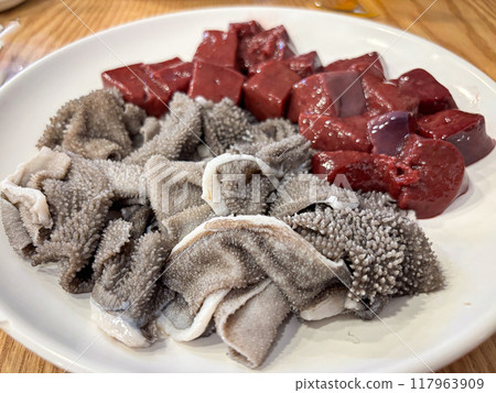 Travel to Korea: Raw liver and raw omasum Travel to Korea: Raw liver and raw omasum 117963909