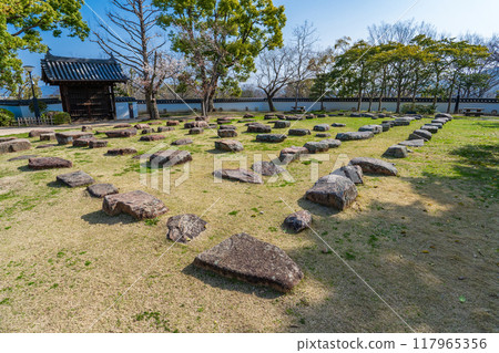 岡山市:岡山城塔基石遷移 岡山市:岡山城塔基石遷移 117965356