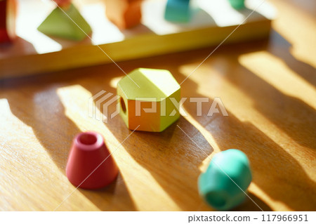 Wooden geometric shapes toy 117966951