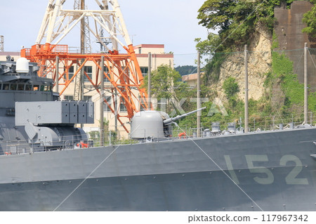 Anchored escort ship Yamagiri 117967342